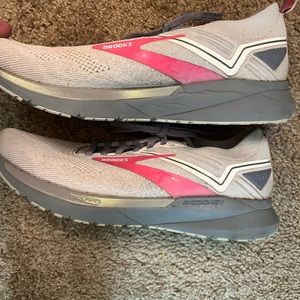 Brooks running shoes! Hot pink and white!